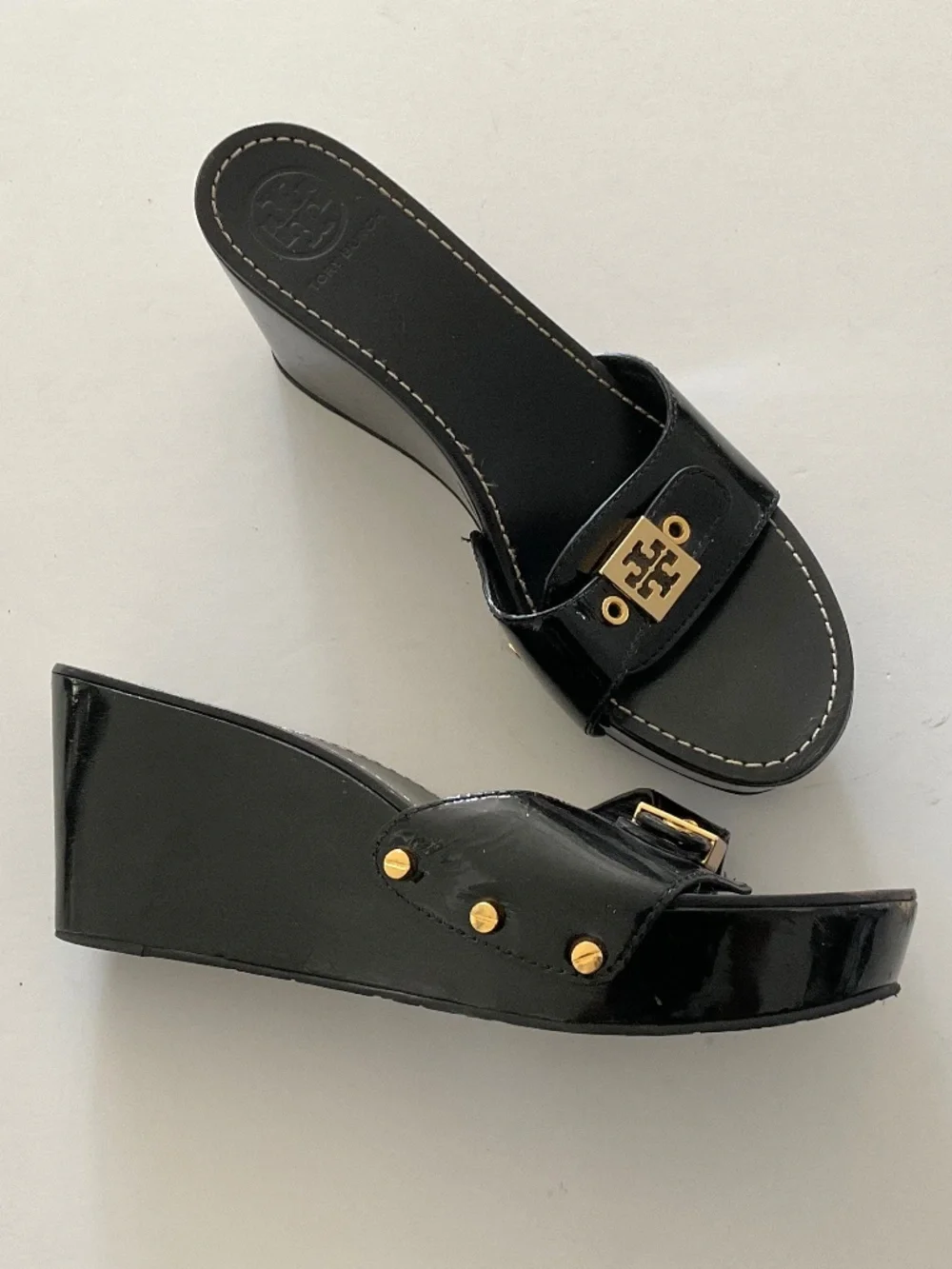TORY BURCH Rosie Logo Buckle Platform Wedge Sandals in Black Patent  Size 8.5